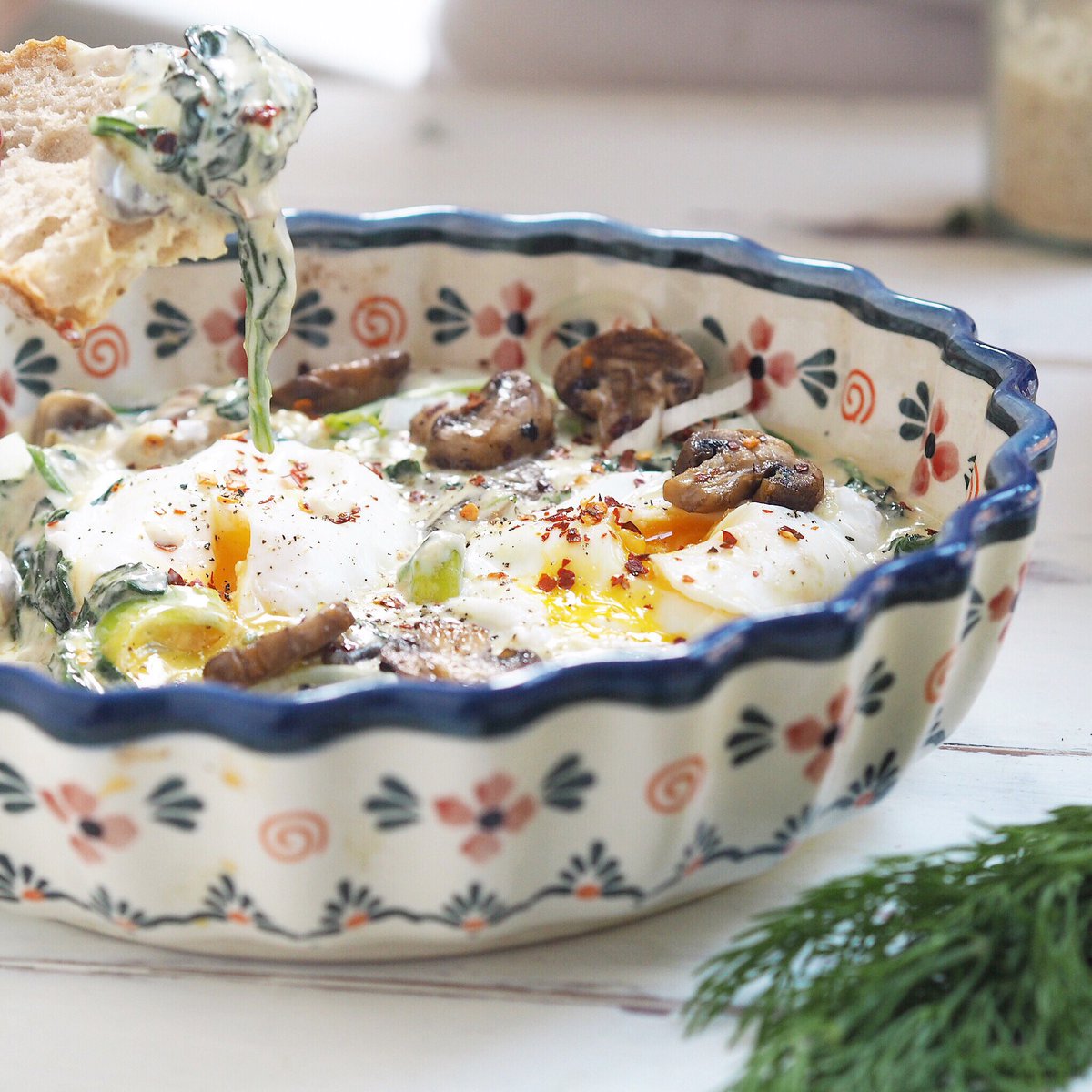 Creamy #eggs with #spinach, leek & #pancetta 😋🤗 #Recipe on my insta & FB