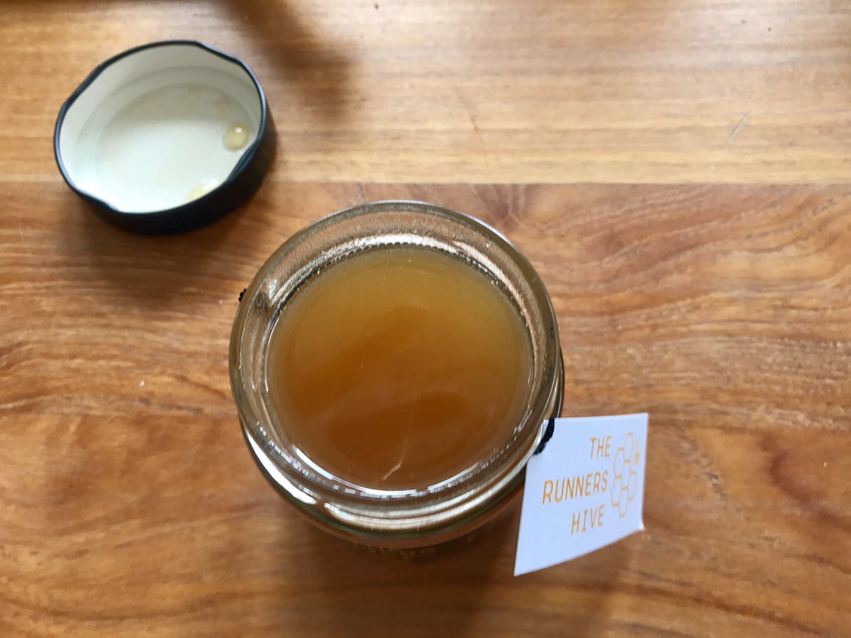 Danke <a href="/iwanschwarz/">Iwan Schwarz</a> &amp; <a href="/paediwieser/">Patrick Wieser</a> (&amp; 🐝🐝) von <a href="/therunnershive/">therunnershive</a> 🍯 für den perfekten Sonntag Morgen! ✌️