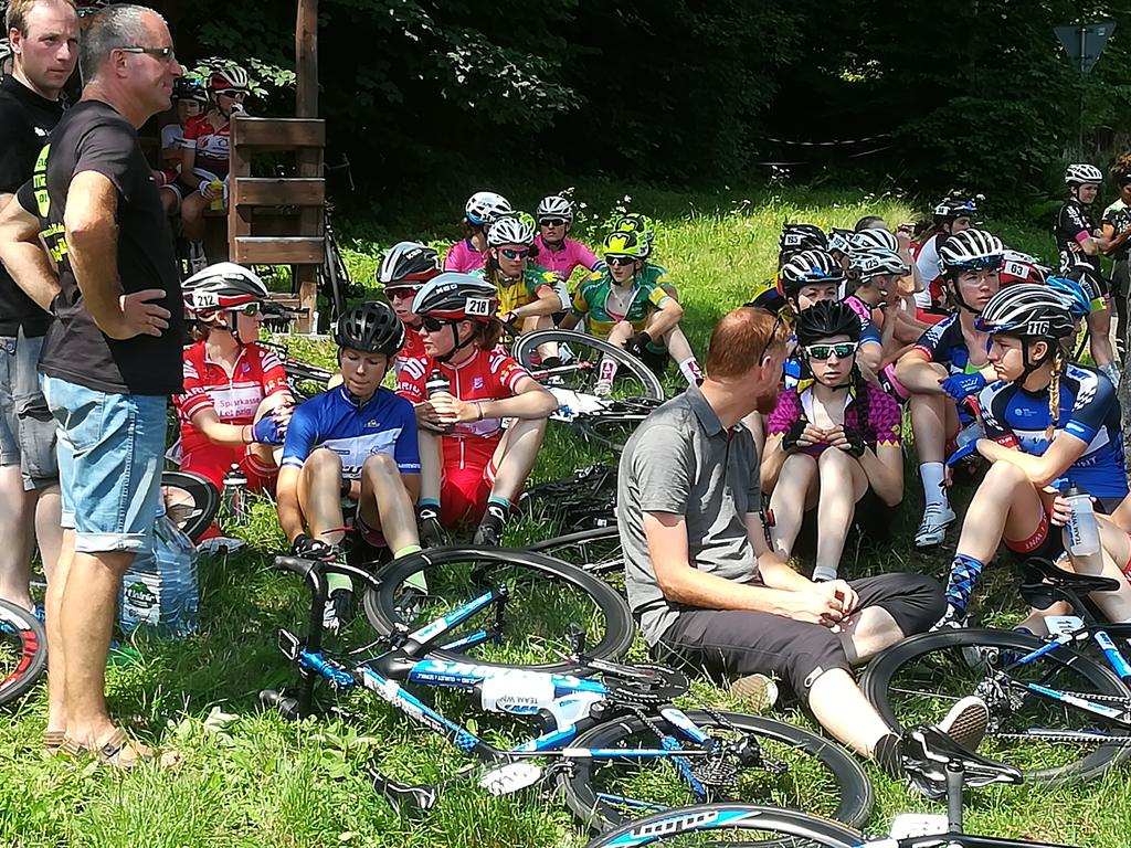 тур де феминин 4