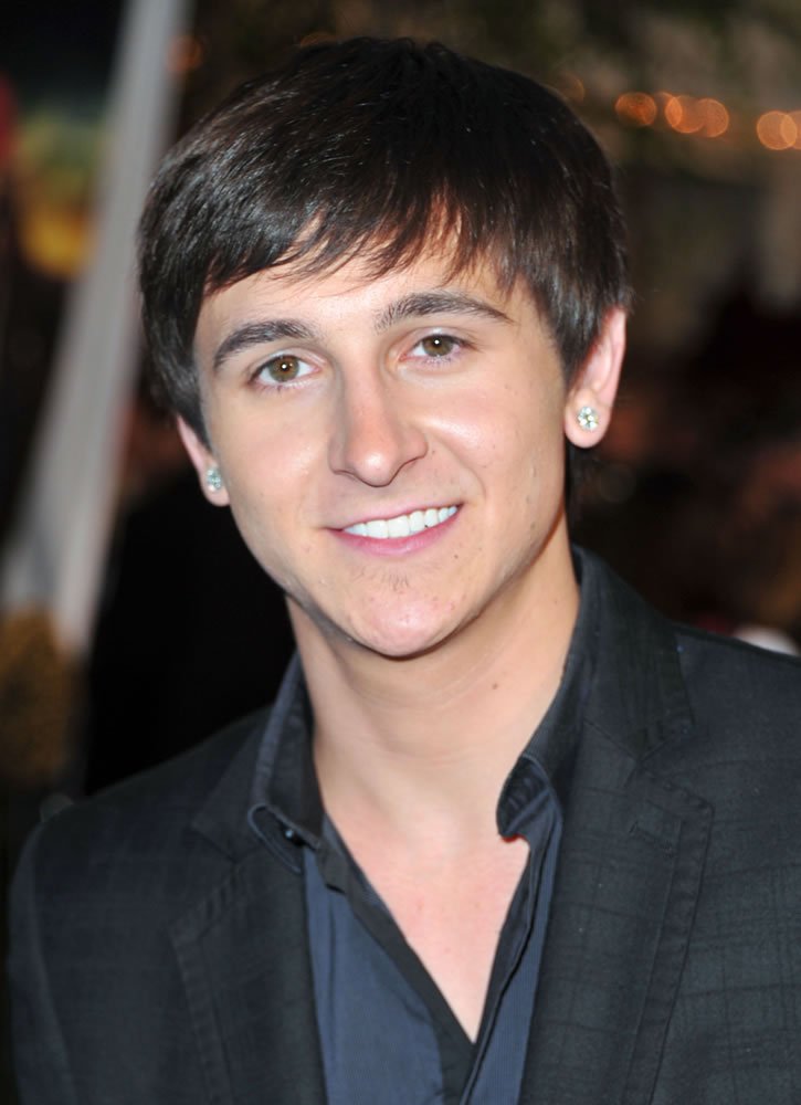 Happy Birthday Mitchel Musso 