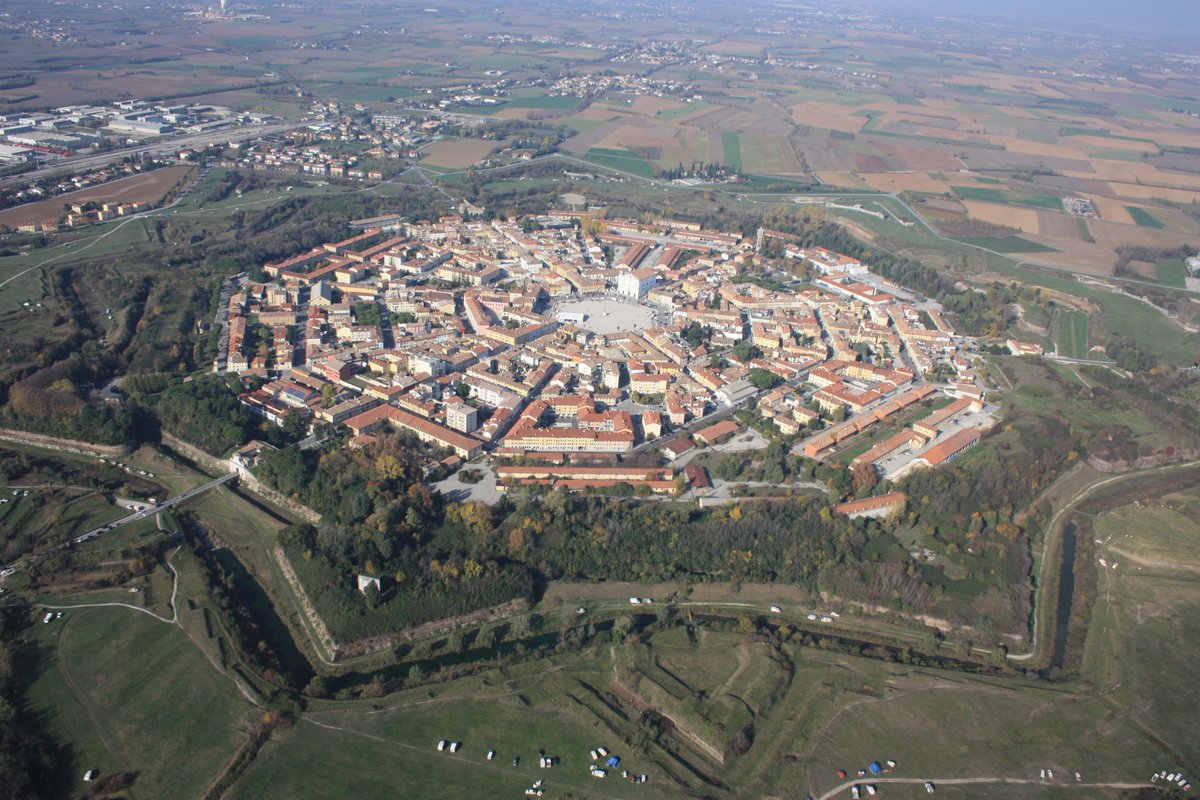 LA FORTEZZA DI #PALMANOVA È PATRIMONIO MONDIALE #UNESCO
goo.gl/UuX6UD #FVG