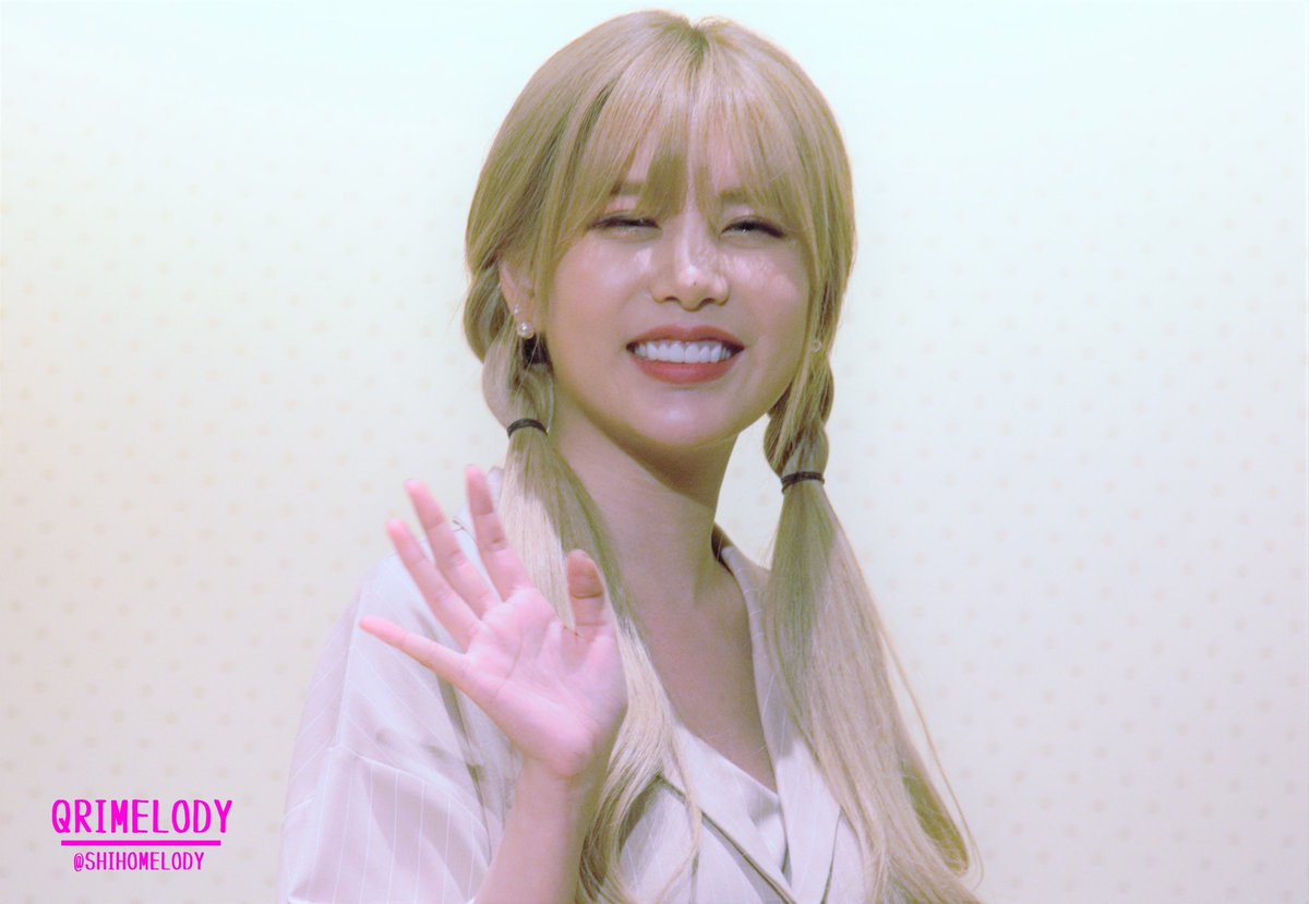 QriMelody's tweet photo. 170625 T-ARA “WHAT’S MY NAME?” Fans Sign Event
티아라 "내 이름은" 팬사인회
#티아라 #T_ARA #큐리 #QRI 
(@QriPretty) https://t.co/ls5eyywNNi
