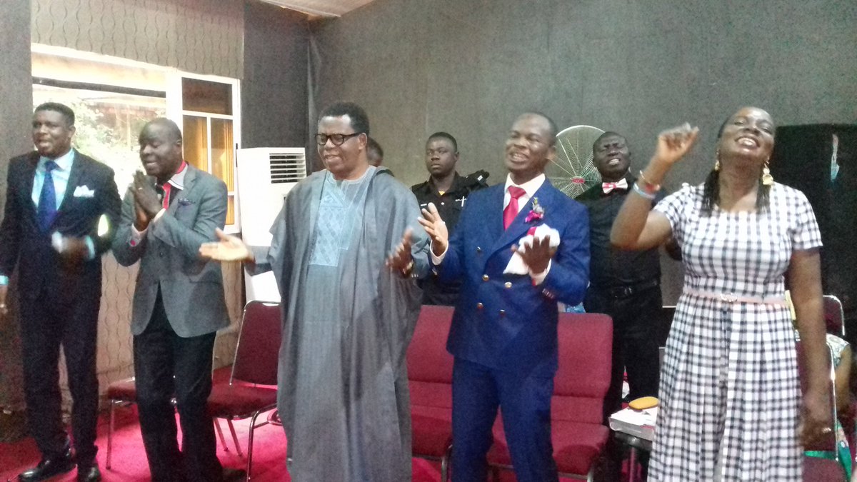 Agapeabuja's tweet photo. Way maker, Miracle worker,
Promise Keeper ......🎶🎶.......🎶
#PraiseandWorship
#CloudsofJoy
#RisingByGrace https://t.co/0buv6DwRUJ