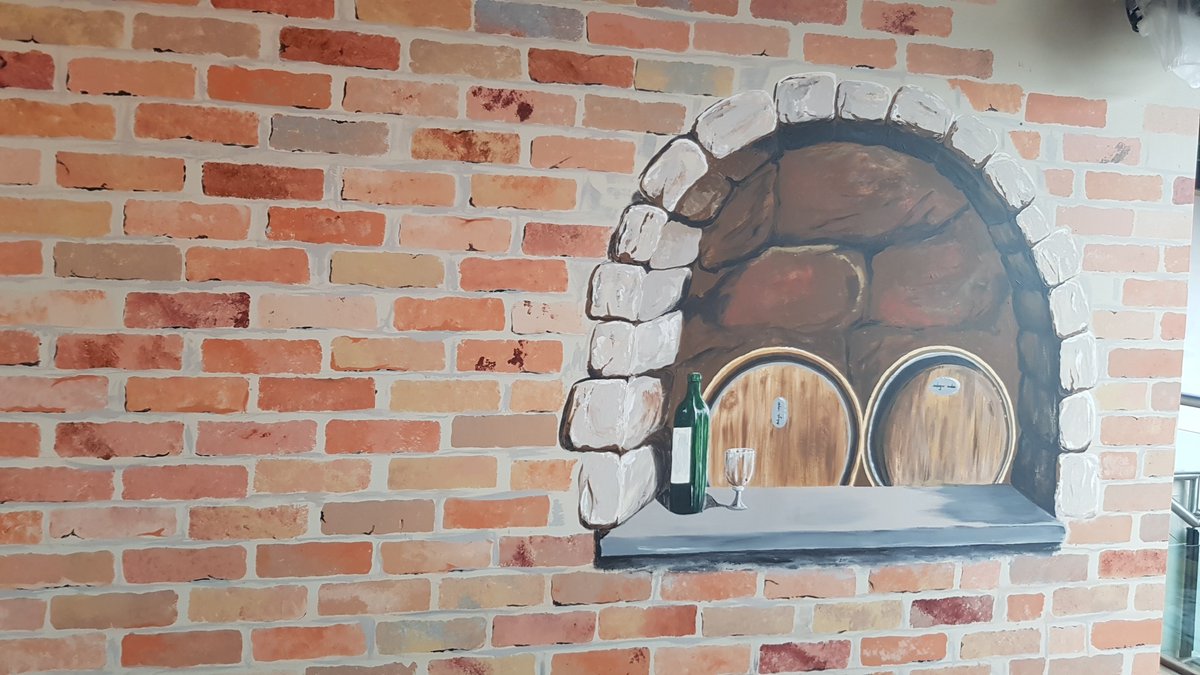 Looking good <a href="/1855oxford/">1855 Wine Bar</a>