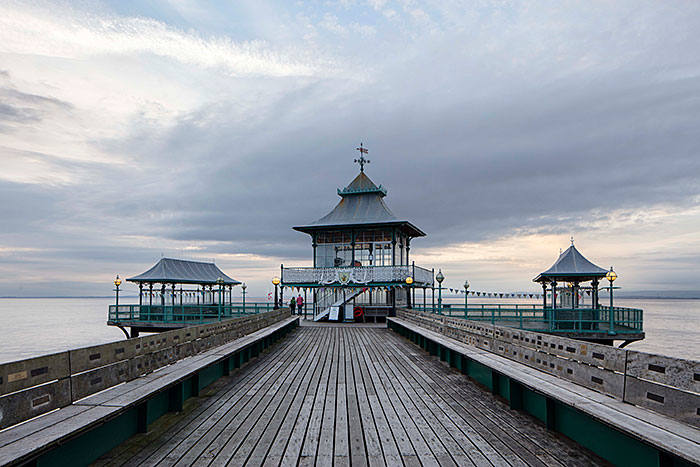 Britain’s glorious seafront shelters >  among the most joyous and democratic spaces ever built ft.com/content/1842a4…