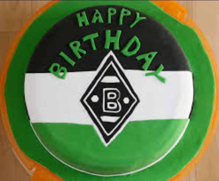 Ich habe eine Gladbach Torte für einen Freund gebacken. Ich fühle mich so schmutzig 🙁