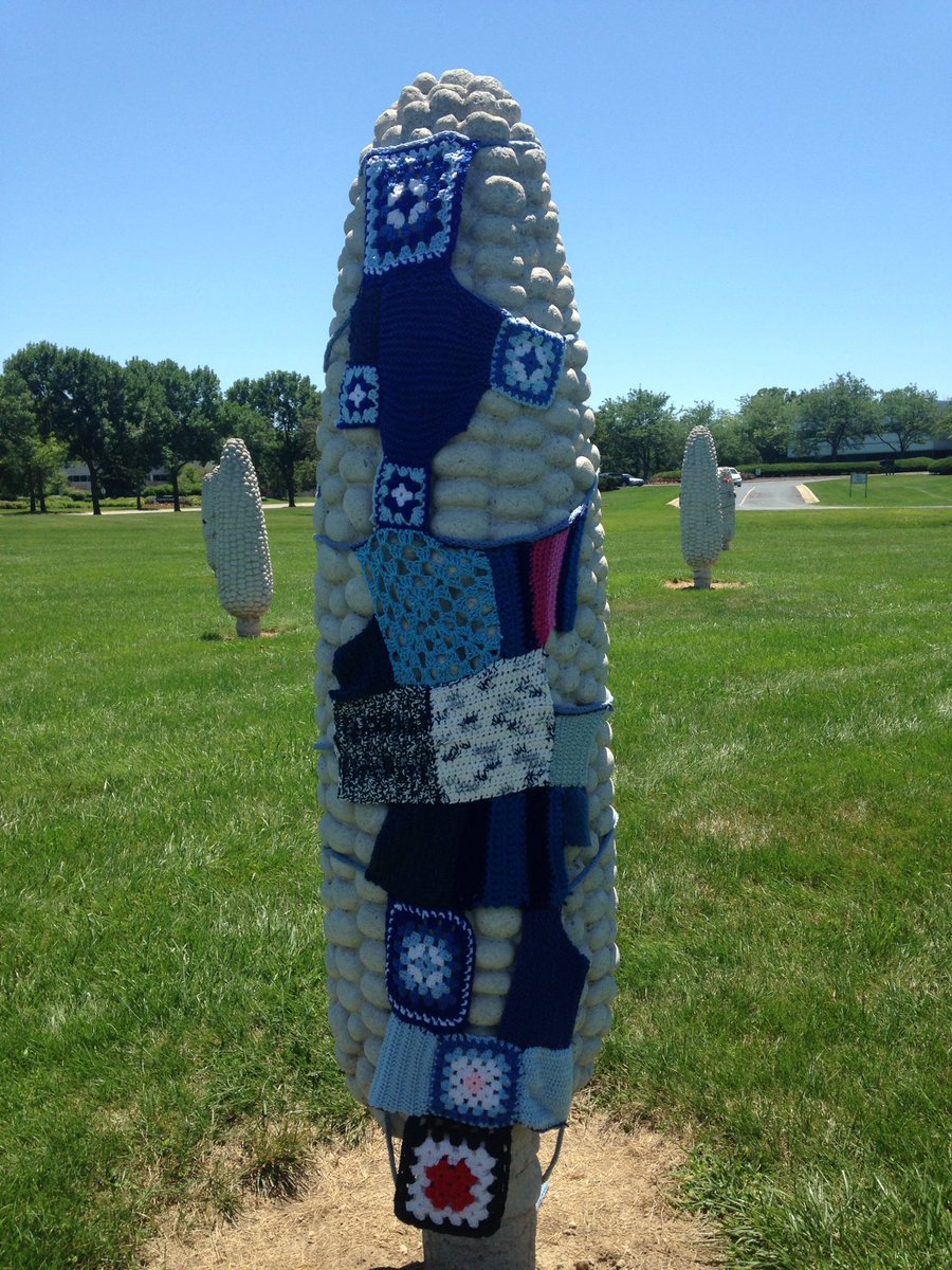 Octavabelle's tweet photo. #CORNHENGE GOT YARN BOMBED AND IM SO HAPPY https://t.co/FelnUwCqSl