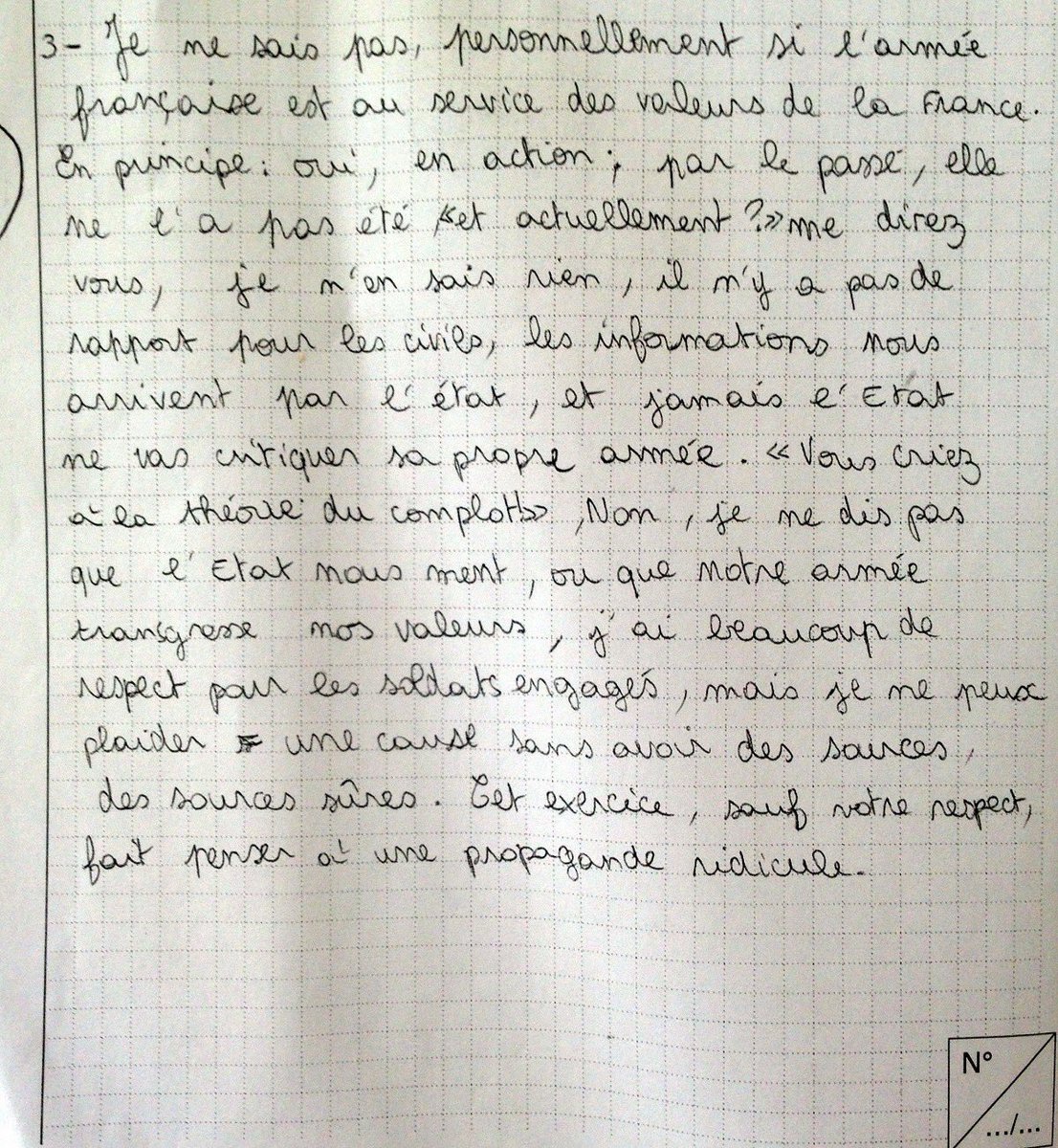 Islandeliss's tweet photo. Réponse d'un élève de 3ème à la question du brevet:"Montrez que l'armée française est au service des valeurs de la République et de l'UE."👏🏻 https://t.co/8qmgMh1u3i