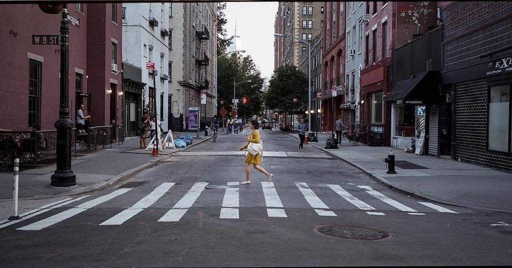 jerrit's tweet photo. Walking the city with the hassleblad xpan. #xpan #hassblad #filmobjective #portra800 #kodak #nyc #film #35mm https://t.co/hhGHOpNVfq https://t.co/E5bCLrRh1Z