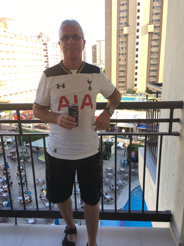 YidRussell1882's tweet photo. YIDS ON TOUR 📢🍻📢🍻🙌🙌🙌YIDARMY #NEVERED https://t.co/J4gvm9PUhh