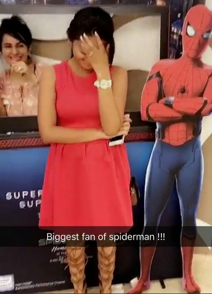 hellyshahteams's tweet photo. omg baby love this sweet🔥🔥🔥🔥
p.s New helly cute😝
@OfficialHelly7 https://t.co/DGZHK6C8LP