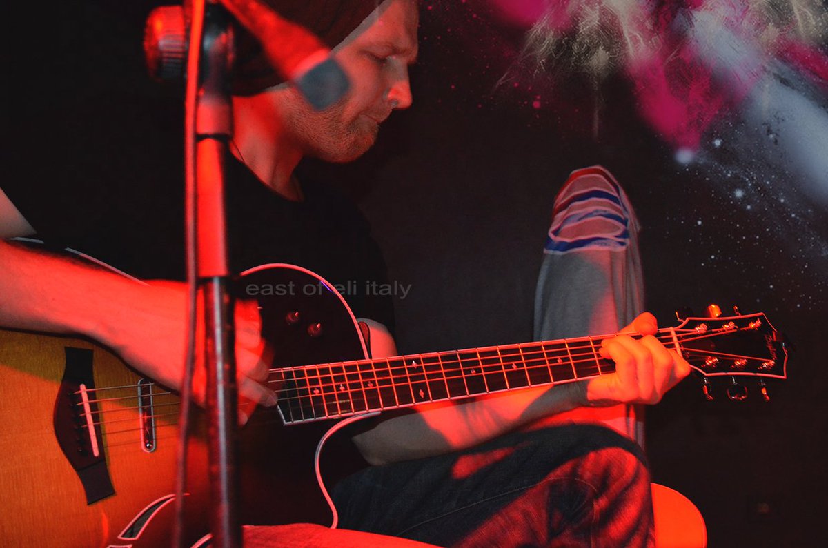 eoe_italy's tweet photo. . @johannfrank being amazing ❤🎸❤ 
[2/2]
#EOEItaly #EOERome https://t.co/gCu8xdkpJ3