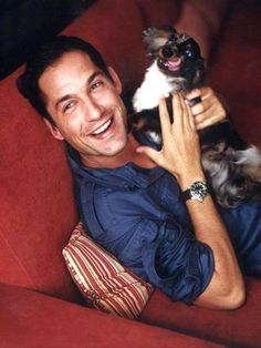 Let\s wish a very happy birthday to Enrique Murciano today! Feliz Cumpleaños All the best    