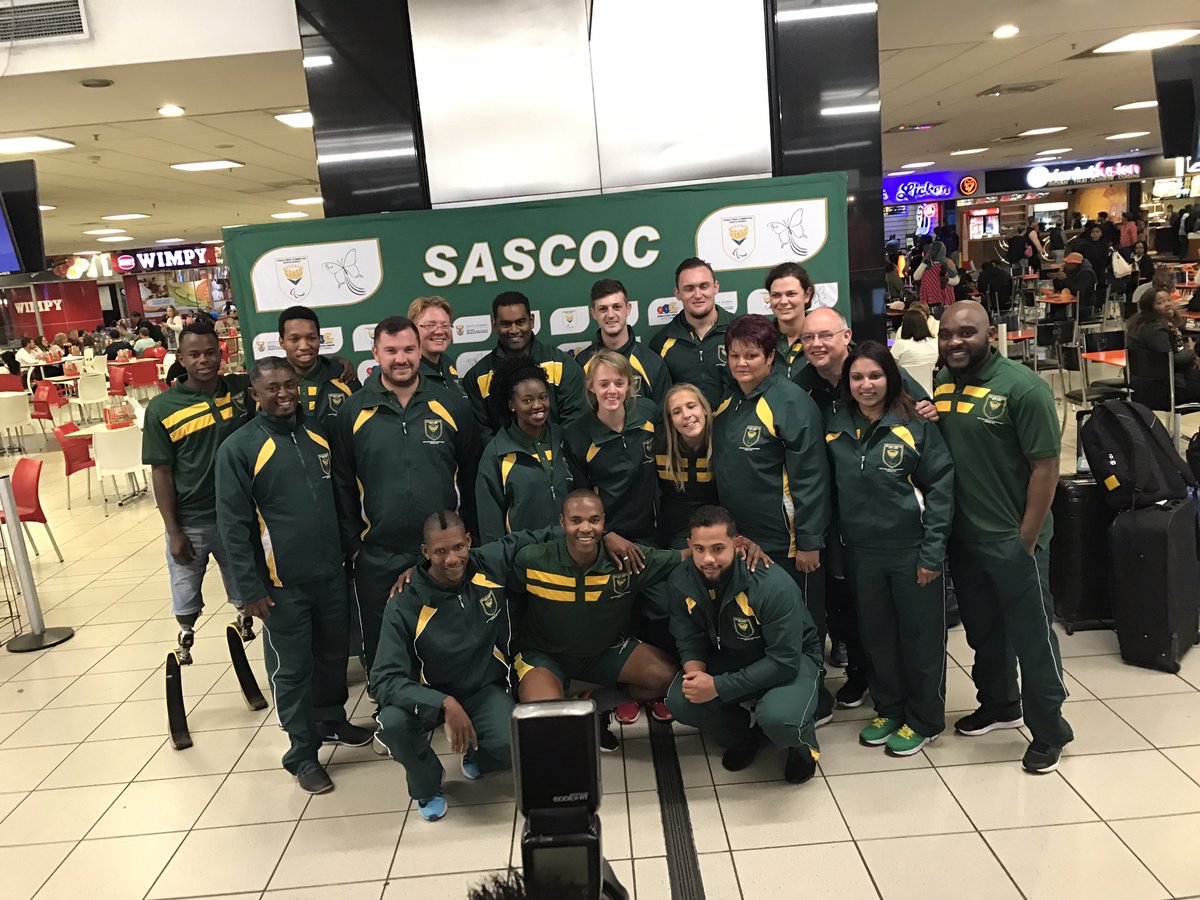 Meeting World ParaAthletics Champs @teamsa17 athletes+management was AMAZE 🙌🏾.
Confidence all round+pride to wear colours 🇿🇦.
17🥇🥈🥉 in 2015.