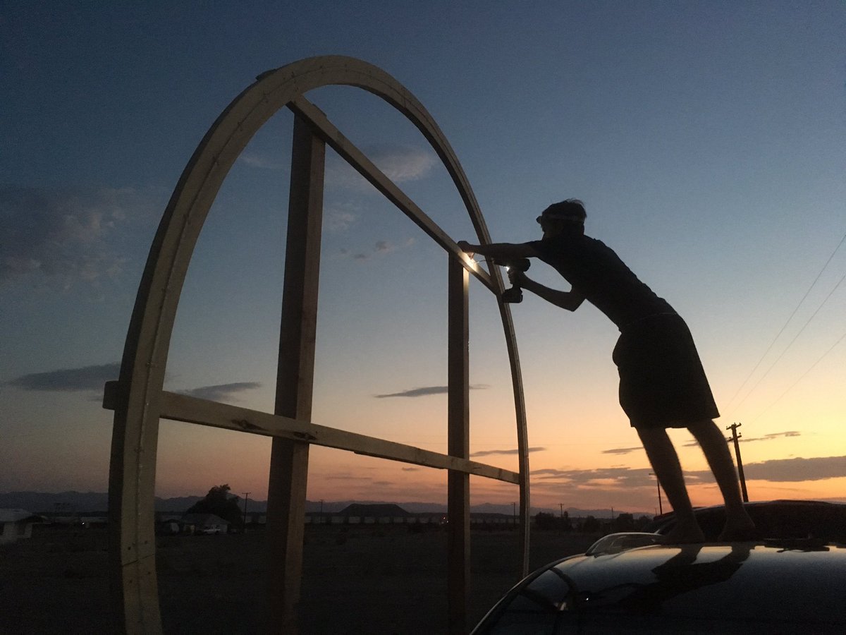 MEN AT WORK - MATZA AMBOY by night, California #matza #matzaamboy matza.net