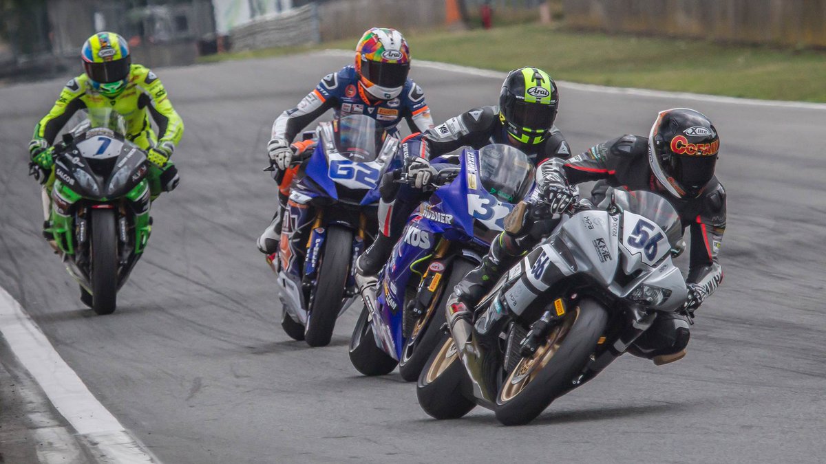 In der IDM Supersport 600 gibt es nun eine Doppelspitze. Wahr und Gradinger führen die Gesamtwertung an. :goo.gl/JGs9Gm