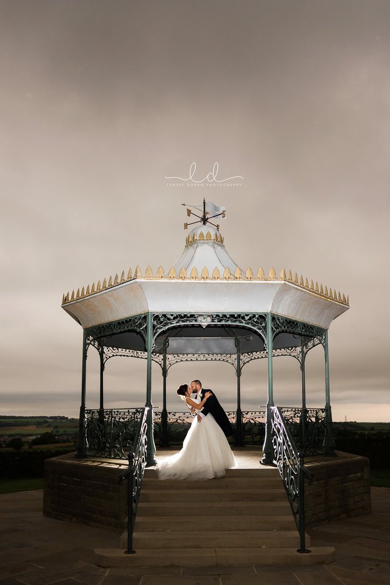 LDPhotographer's tweet photo. Fabulous day on Friday at @CubleyHall #weddingday #leedsweddingphotographers #Wedding #Leeds #Yorkshire #penistone https://t.co/3059OxcIDc https://t.co/MBaBEUxZ9b