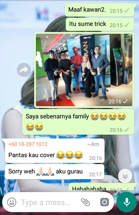 zhxriframli's tweet photo. Bile kawan2 kau full support 😘 .. Tapi hakikatnya kau keluar dengan family bukan awek 😂😭 #foreveralone #maafkawan2 #aloneaf https://t.co/azxX6QivIp