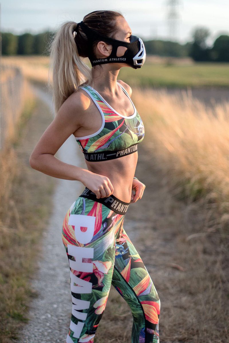 Happy weekend everyone #trainingmask #phantomtrainingmask