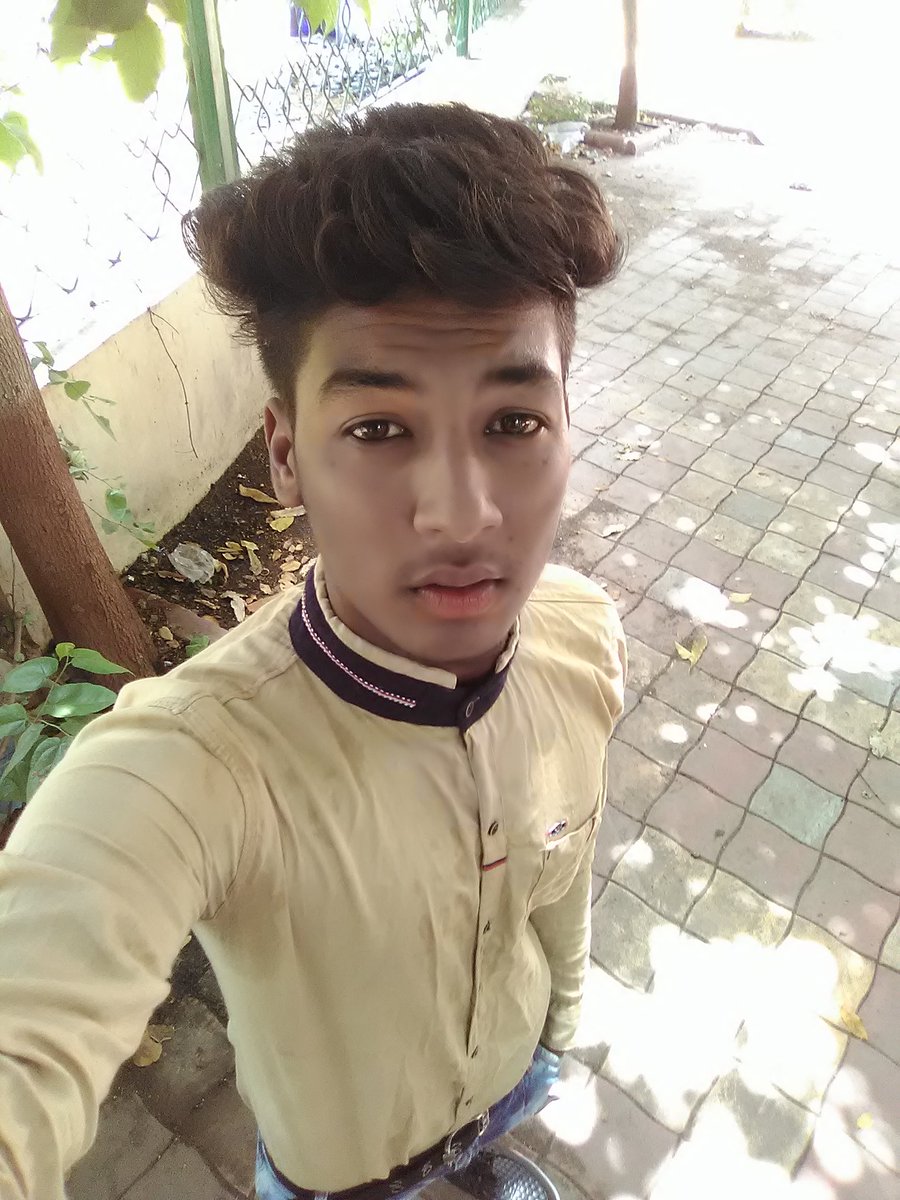 VkHarry6's tweet photo. May life is boring.:-) https://t.co/XJvt60Is9N