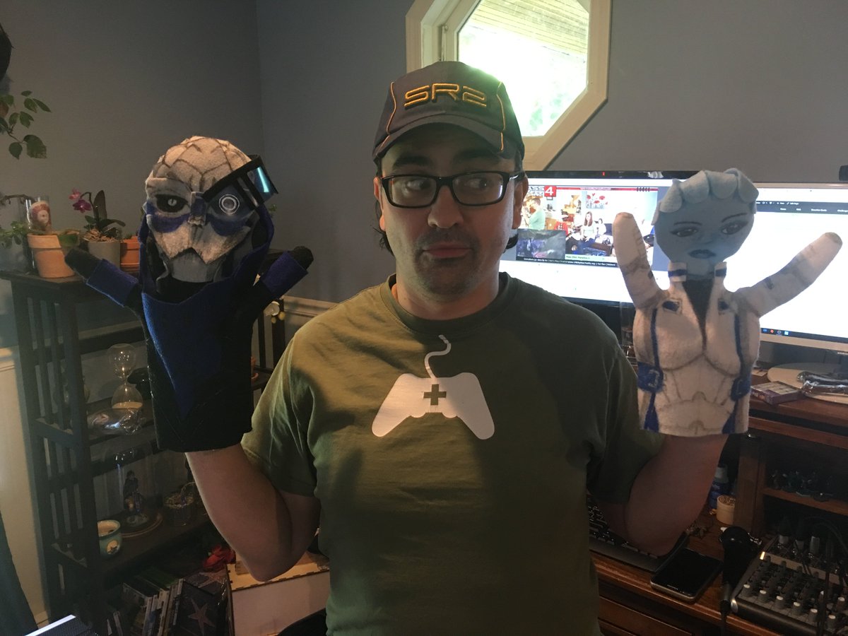 memarathon's tweet photo. We will be having a live auction for the Garrus and Liara puppets at 11 AM ET. Get in chat to bid and win

https://t.co/4eeDltsa8K https://t.co/lsaTRkxB1D