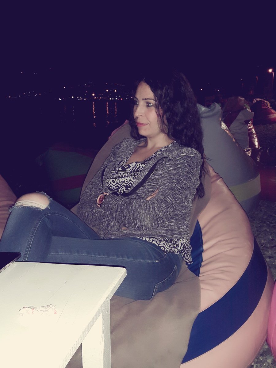 klcazize's tweet photo. Canım ben senin beni seve bilme ihtimalini hesaplarken başkasına aşık oldum hadi allaha emanetsin 😂😂😂😂 https://t.co/qfvmwaaByi