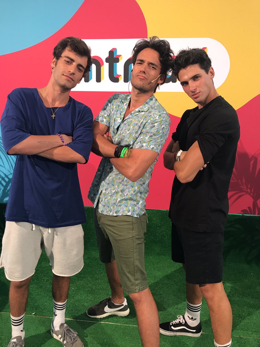 En directo desde <a href="/mtmad/">mtmad</a> mtmad.es/endirecto #DulceStreaming <a href="/davidmoreno/">David Moreno</a> <a href="/danielillescas9/">DANIEL ILLESCAS</a> 😜