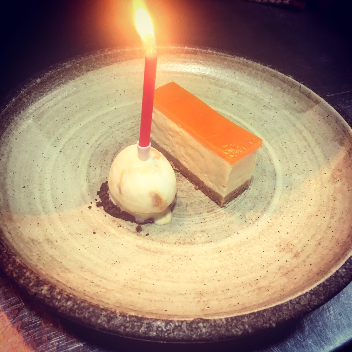 cona_restaurant's tweet photo. Alphonso Mango Cheesecake, Honeycomb Ice Cream
Going out to a Anniversary lunch table
#sundaylunch #cheesecake #philhoward #2michelinstar https://t.co/W42Ll0okZv
