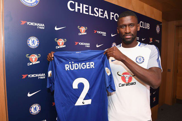 CFCTransfers's tweet photo. BREAKING: Chelsea have confirmed the signing of Antonio Rudiger from Roma. [@ChelseaFC] #cfc https://t.co/zH8zHhIrR0