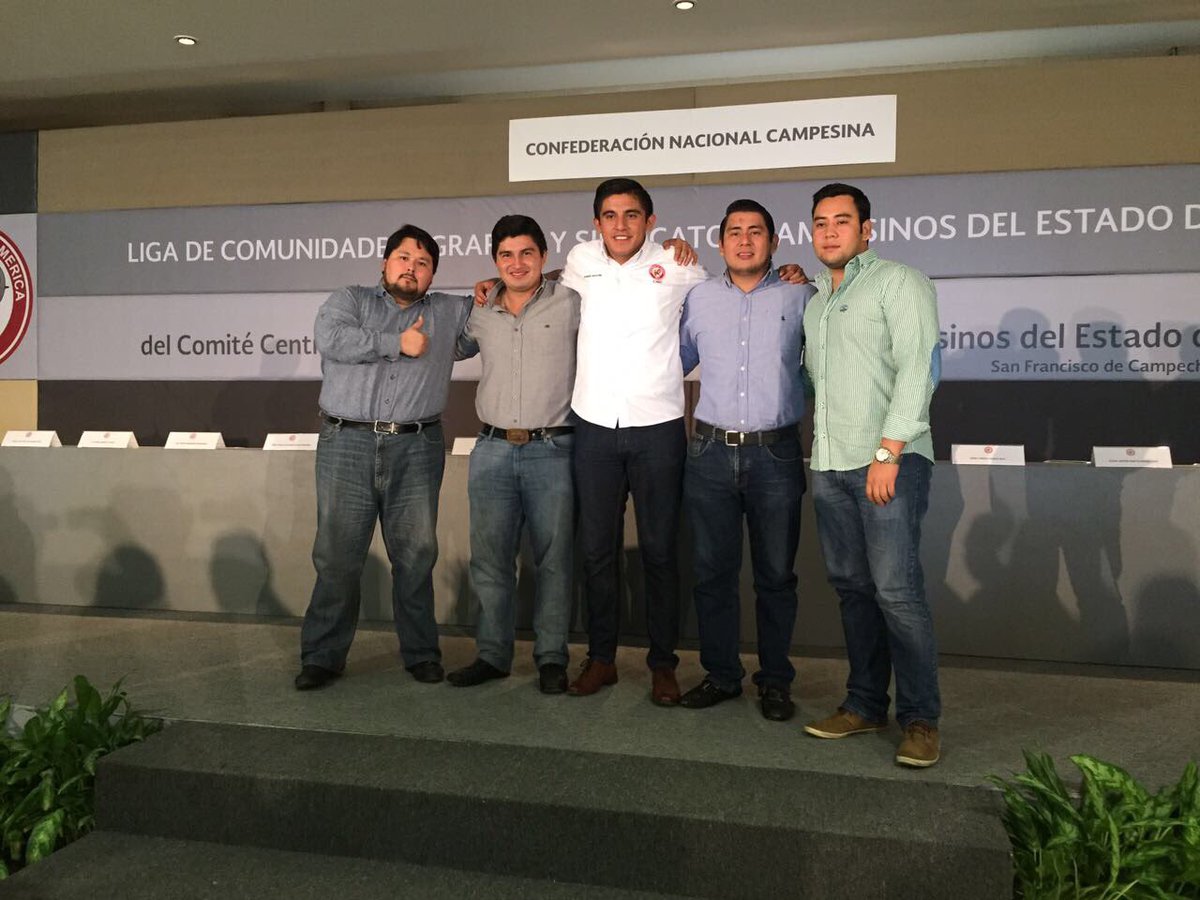 AngelMRomellon's tweet photo. Apoyando con todo al estado vecino de campeche 👍🏼 #CNC #ConfederacionNacionalCampesina #PRITab https://t.co/tMMhcz62Lm