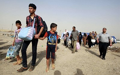 abbegrosjean's tweet image. Des milliers de chrétiens avaient dû fuir la ville en quelques heures, refusant de renier leur foi. #Mossoul libérée: Leur espérance a gagné