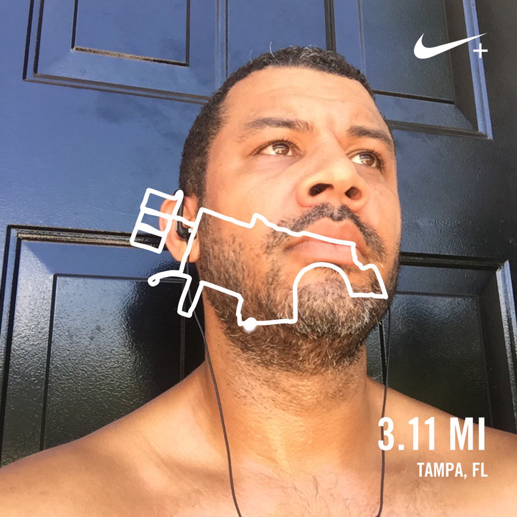 CoreyWilk's tweet photo. The will is greater than the weather #feelslike103 #fuelupdontfallout #gatorade https://t.co/dXvZBFtZag