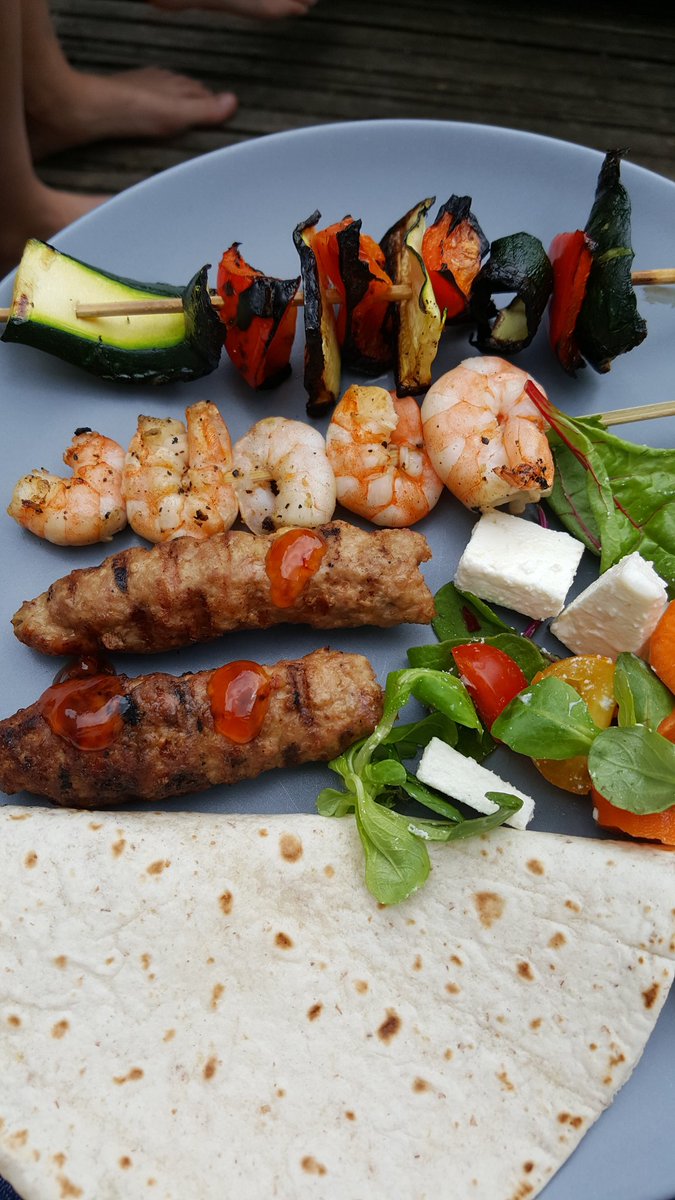 TodayICooked's tweet photo. Barbecue lunch of veg skewers, Thai turkey koftas and lemon and herb prawns with Greek salad #barbecue #scorchio https://t.co/fEzlJinpVn