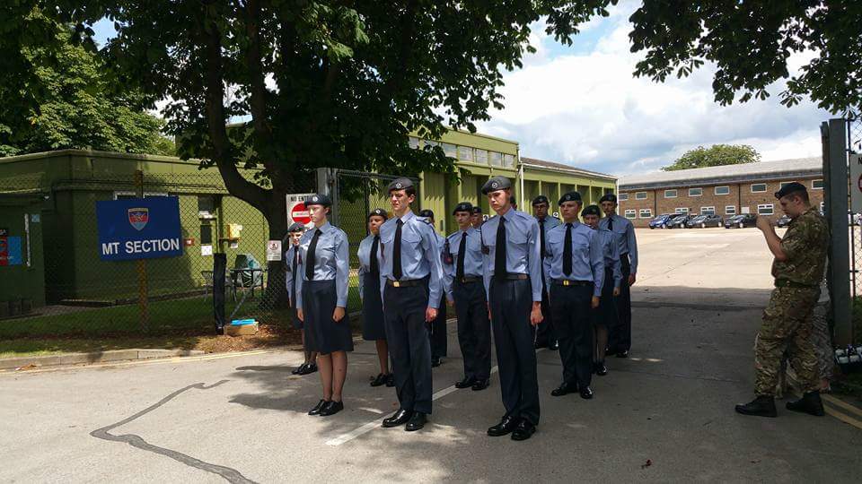 1260Aircadets's tweet photo. Amazing drill guys. Well done... https://t.co/ElTRip3lTf 
#whatwedo @trentwingatc @CERegionRAFAC https://t.co/C7mWvaA1PR