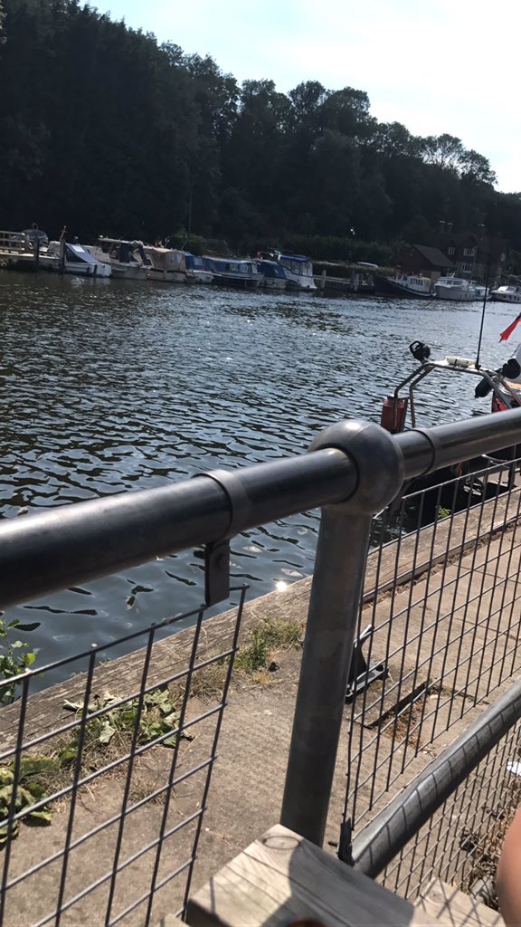 himadds's tweet photo. chilled out afternoon at #maltainn maidstone, so sunny and nice just sitting by the water with my bestie🌞🍺 https://t.co/VVKpdzp4Z3
