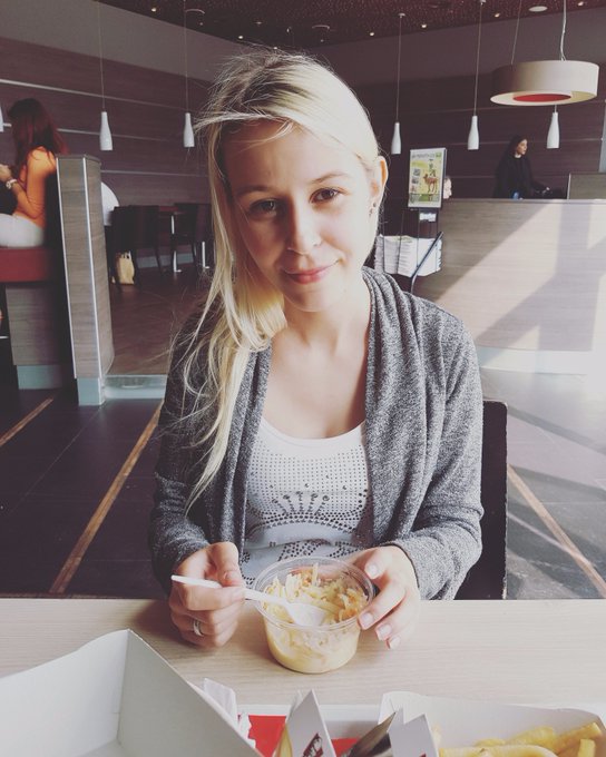 Fooden :) #SexyJenJen #food #jammi #Model #Webcamgirl #blond https://t.co/q899wo7VGw<a href="/tag/sexyjenjen"class="tags">#SexyJenJen</a><a href="/tag/food"class="tags">#food</a><a href="/tag/jammi"class="tags">#jammi</a><a href="/tag/model"class="tags">#Model</a><a href="/tag/webcamgirl"class="tags">#Webcamgirl</a><a href="/tag/blond"class="tags"><span>#blond</span></a>