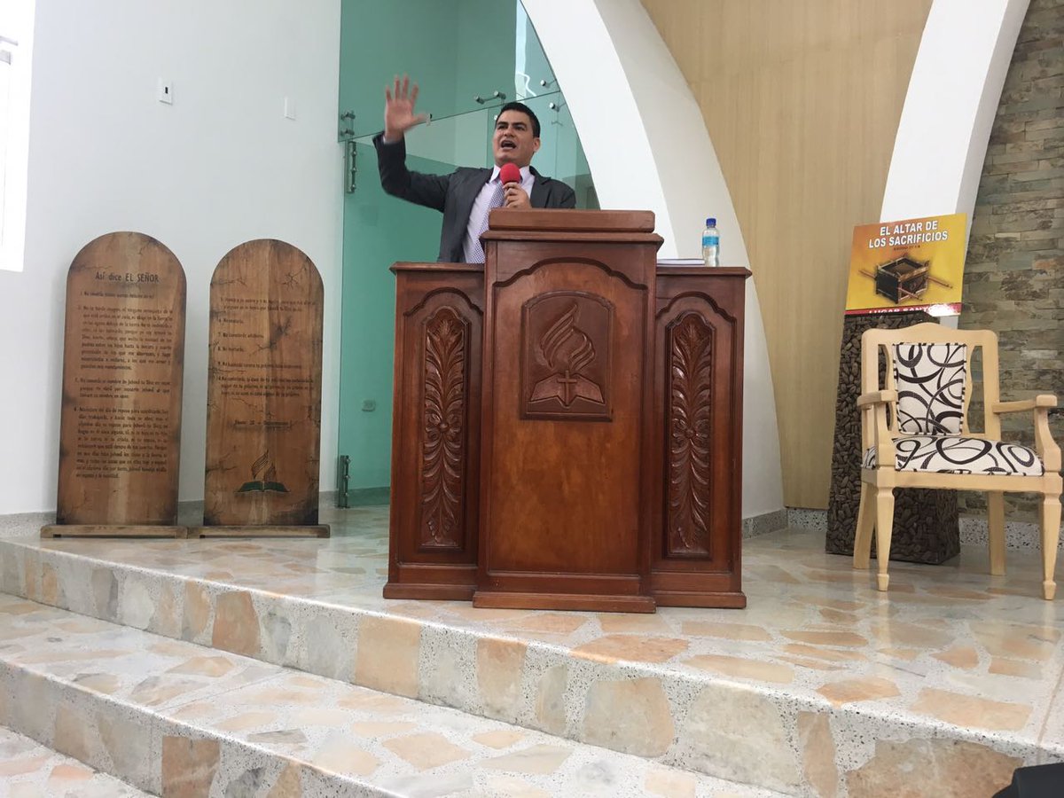FejaAsoriente's tweet photo. #PorqueUnidosLoHacemosMejor Bendecidos por la segunda clase de #Santuario en #IASD  Central Gracias a todos por participar. #TodoSomosFeja https://t.co/i7BRjypd2k