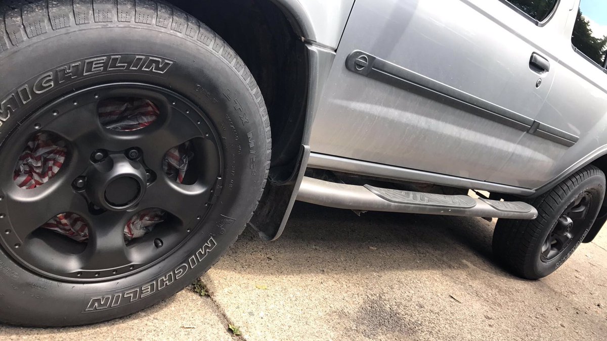 ripsquadcustoms's tweet photo. Another paint job looking great on the Xterra 💯💯 @TheeAlexBrauer https://t.co/IhtpCBGAoZ
