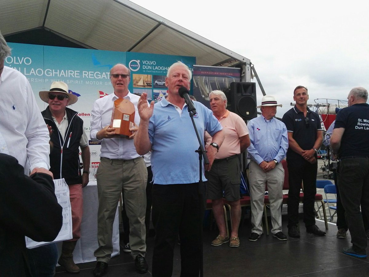 dlregatta's tweet photo. And the big one...The #VDLR2017 Boat of the Week is Joker II. John Maybury back onstage to collect the prize. https://t.co/nE0A1yWQGw