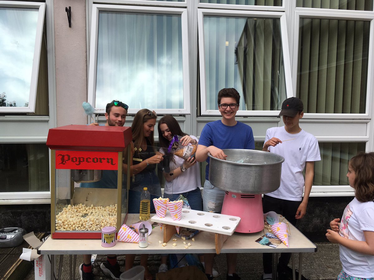 BBYOUK's tweet photo. We had a great time serving up sweet treats at the summer fun day in Southend! https://t.co/tFgCH2Aany