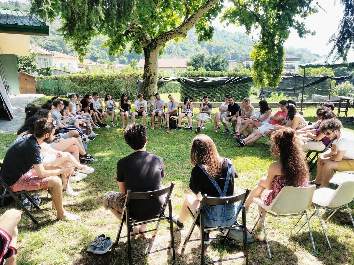 fraperruolo's tweet photo. Bellezza che non si può nemmeno spiegare. Due giorni di #Sermais appena conclusa in quel di Verbania #occupyKantiere https://t.co/WXJgHZiONa