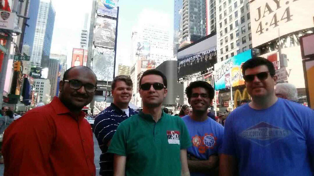 wirthlab's tweet image. Made it to NYC for some culture and colloids! #ACSColloids @CSUResearch