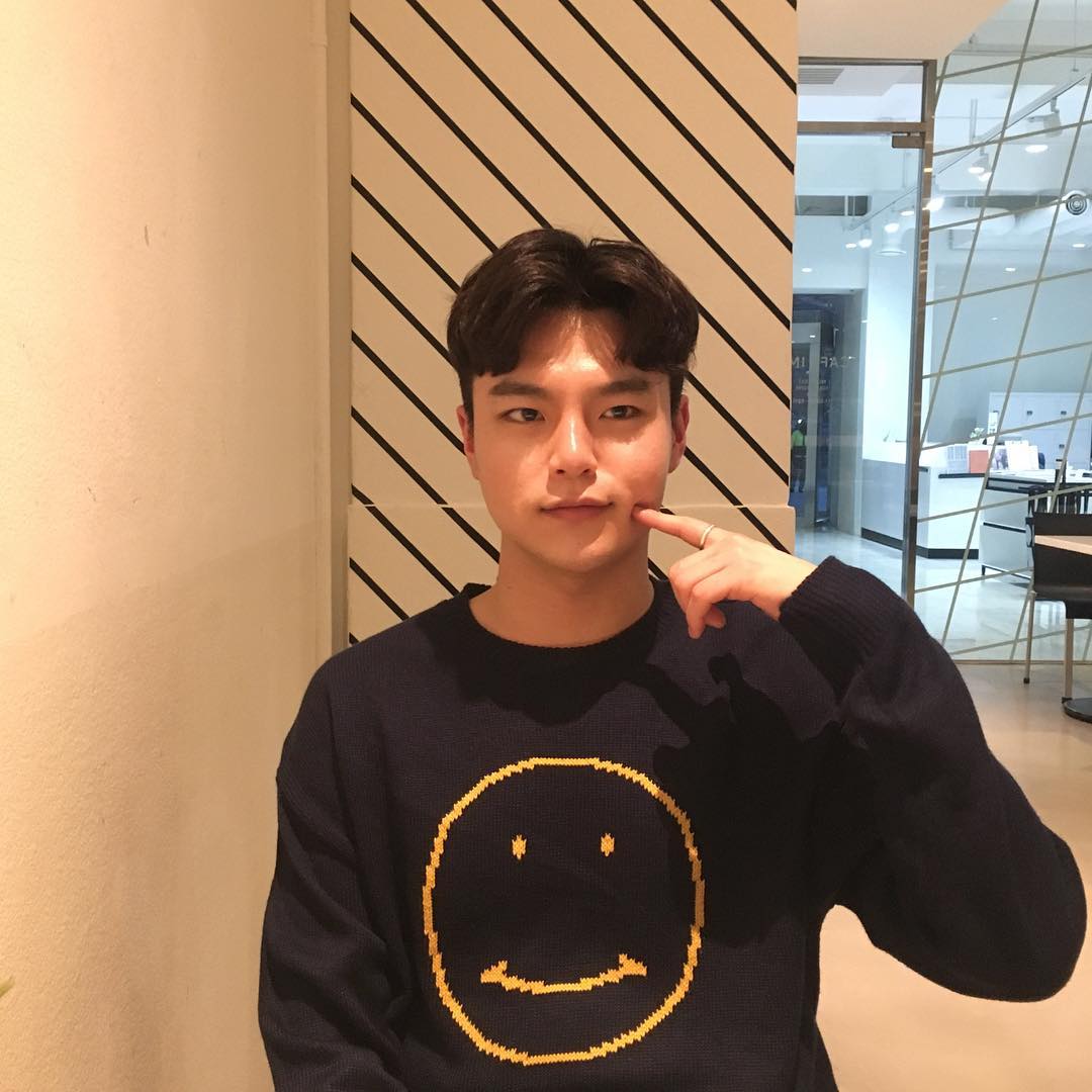 luckiewonni's tweet photo. Cute~ https://t.co/EAUOXTd4ZH
