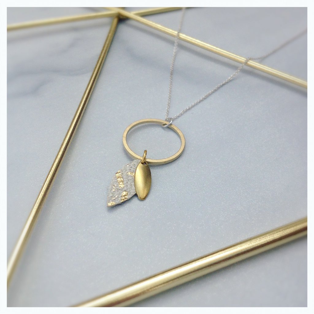 BaytreeBoutique's tweet photo. #sterlingsilver, #brass &amp; #upcycled #leather #leaf pendant #popular on #Etsy #handmadehour #shopconsciously #lookunique  #necklace #love https://t.co/HtP0eQCOpe