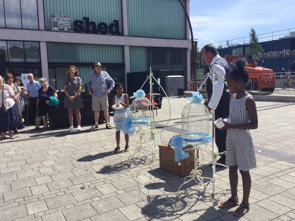 Thanks to Alexa and Alyssa releasing #AMD doves in Bristol for great grandad Colin Pritchard

Rodney of Bristol Doves