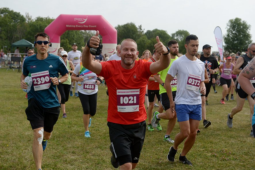 echosnapper's tweet photo. In Pictures, @HavensHospices Half Marathon.
https://t.co/n7nu0yFcsZ 
see Monday's @Essex_Echo for picture spread https://t.co/HMs0KEX6od