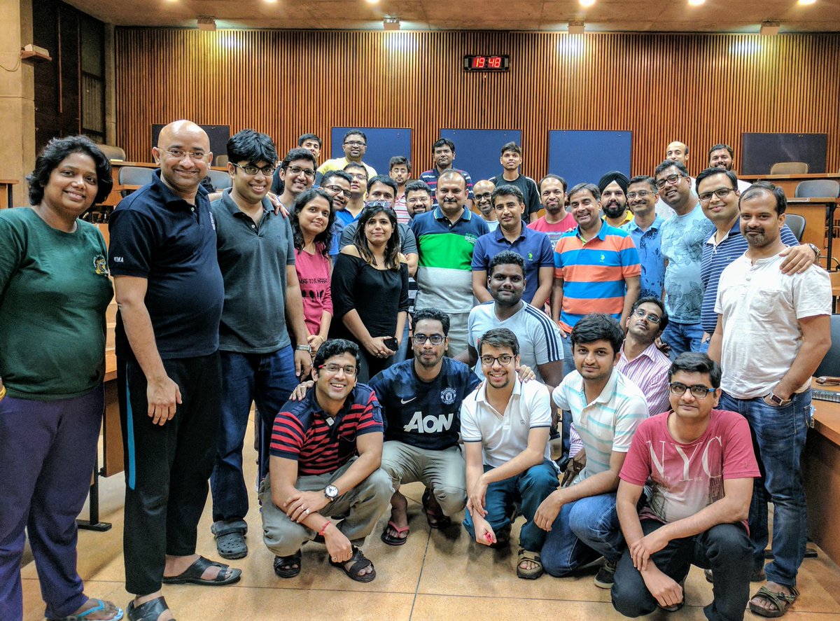 PGPX_IIMA's tweet photo. Meet with alums from X2 of #pgpx 
#lifeatpgpx #alummeet https://t.co/N4i3FzhJBs