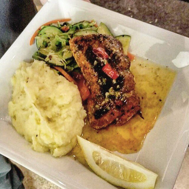 McGivneys_DT's tweet photo. Fresh seafood specials from @hooked_ak ! Eat like the locals! #wheretoeatinjuneau https://t.co/fe6LCSyrZM