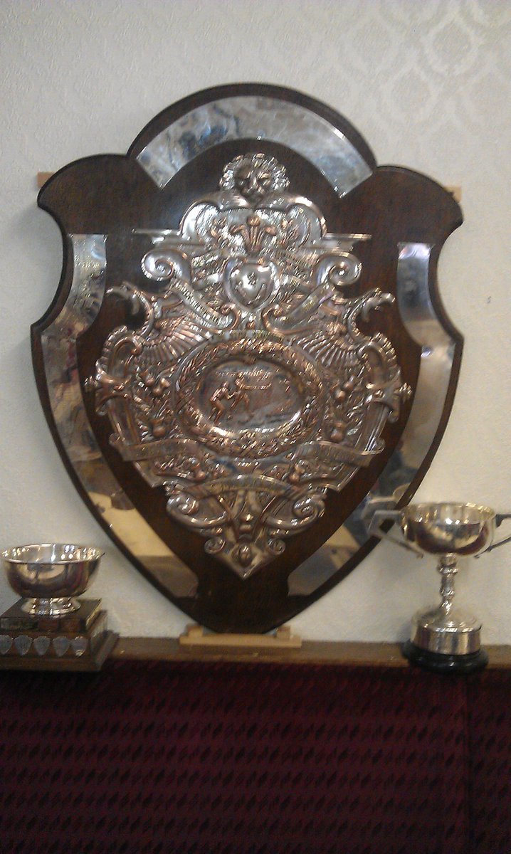 Anyone looking to play baseball either for a team, or entering a team, or even a, school looking to play, email welshbaseball@live.co.uk