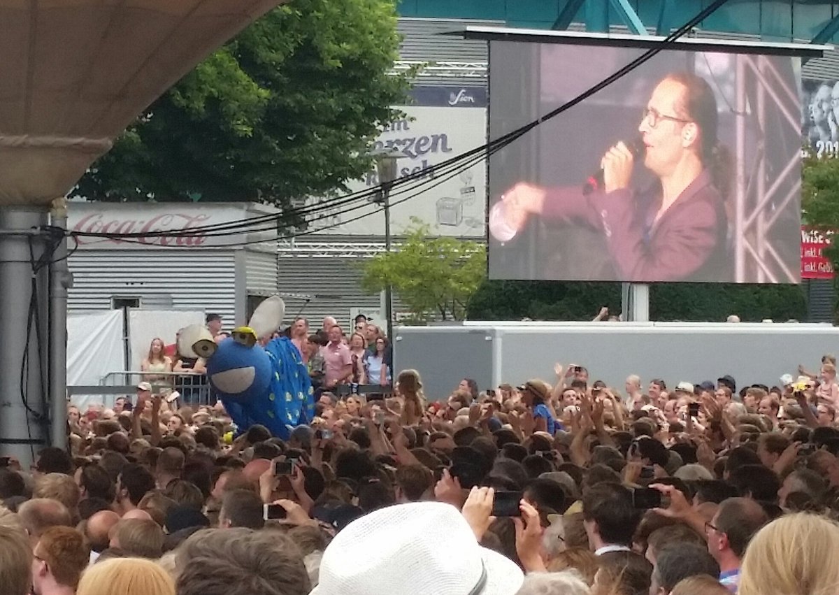 Mir dem einen oder anderen #Ohrwurm zurück vom Abschiedskonzert der #WiseGuys im #tanzbrunnen. Danke für viele tolle Momente